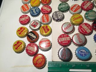 Vintage 50 ' s Soda Bottle Caps Cork Inserts O - So,  Masons,  Nesbitts,  Coke,  7Up,  Squirt 2