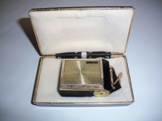 Vintage SONY 1R - 81 Transistor Radio,  w/ Case,  Collectors,  Black and Gold 1965 3