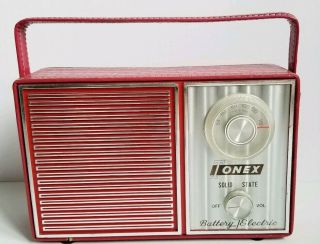 Vintage Tonex Hot Pink Am Transistor Radio Solid State Battery Electric
