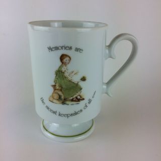 Hollie Hobbie Mug 1975 Vintage Japan Pedestal Coffee Cup Porcelain Wwa