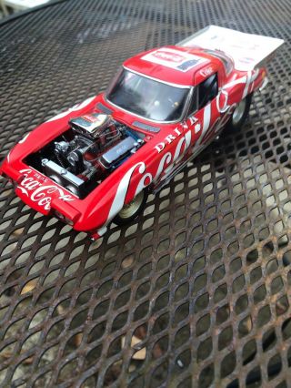 Danbury 1963 Coca Cola Corvette Pro Mod 1:24 Scale No Hood.
