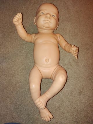 Vtg 80s Berjusa Baby Girl Anatomically Correct Newborn 20 " Vinyl Doll Dolly