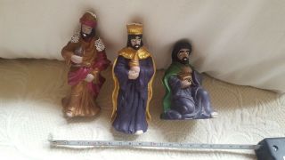 Vintage Nativity Set Of 3 Kings Wise Men Pre - Owned Cond Xmas Decorations