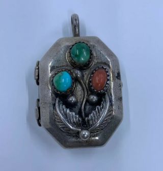 Vintage Navajo.  925 Sterling Silver Pill Box/locket