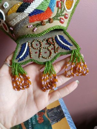 Antique Beaded Native American Iroquois Mohawk Wall Hanging Pouch Dated 1932 2