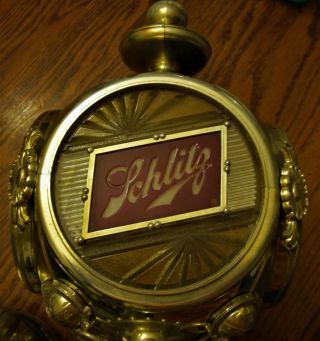 VINTAGE 1972 SCHLITZ BEER WALL SCONCE CARRIAGE LIGHT 2