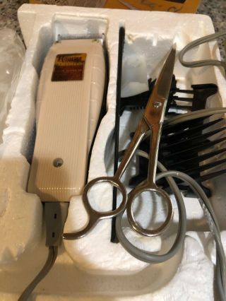 Vintage Raycine Deluxe Adjustable Hair Clippers Model 284 Series A Perfect