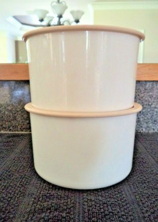 Set Of 2 Vtg Tupperware One Touch Canisters Ivory Pink,  " C " Size,  6 Cup Capacity