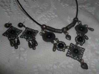 Vintage Brass Filigree & Black Onyx Cabachon Chandelier Necklace & Earring Set