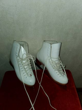 Riedell Ice Skates White Size 6 Red Wing Minn Figure Sheffield Blade Vtg