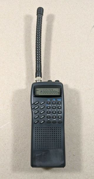 Radioshack Pro - 51 (200 - Channel) Portable Handheld 800mhz Radio Scanner Vintage