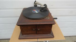 Antique Victor Vv - - Vi Oak Phonograph - -