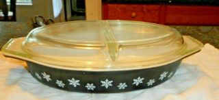 Vintage Pyrex Snowflake Black Charcoal 1 1/2 Quart Divided Oval Casserole W Lid