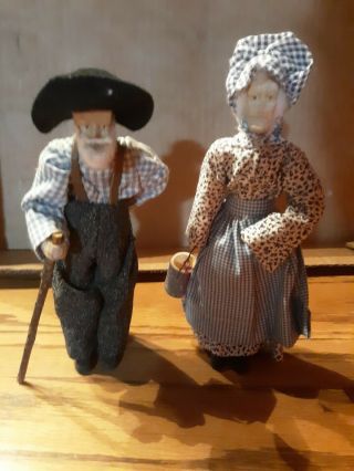 Vintage Hand Carved Wood Old Man & Woman Folk Art Figurines/dolls