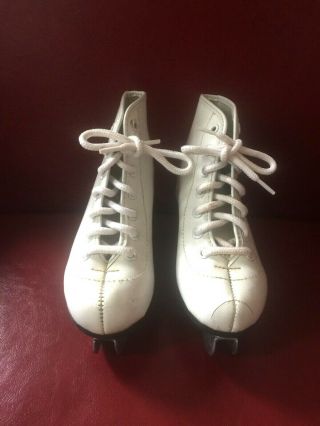 Vintage Girl’s Size 10 White Leather Double Blade Ice Skates Holiday Decor