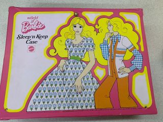 Vintage World Of Barbie Pink Vinyl Sleep ‘n Keep Case With Wardrobe/dolls