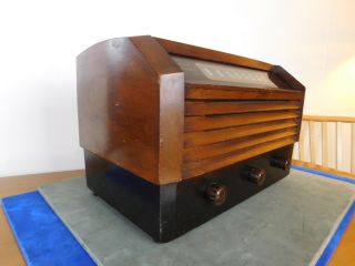 Wood Louvers Art Deco Antique 1945 RCA Victor Table Top Tube Radio 56X3 3
