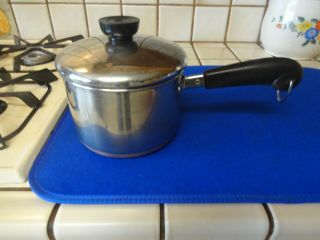 Vintage Revere Ware 1.  5 Qt Copper Bottom & Stainless Steel Sauce Pan & Lid