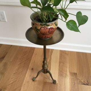 Vintage Victorian Brass Plant stand with Claw and Ball Feet/Tripod legs/table 2