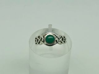 Gorgeous Vintage Dainty Sterling Silver Green Onyx Celtix Band Ring Small Size I