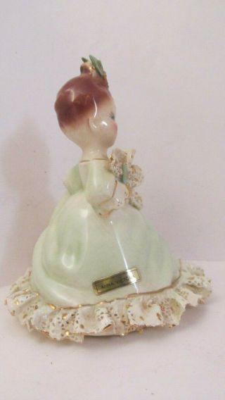 VTG 1950s Josef Originals Ceramic Figurine.  Anna Victoria Girl/ Floral Boquet NR 3