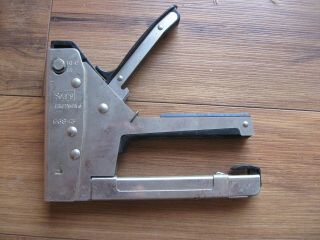 Vintage Craftsman Staple Gun 96843 Sears 050 Heavy Tacker Stapler