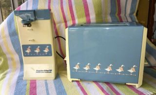 Vintage Country Kitchen Proctor Silex Blue White Geese Toaster & Can Opener