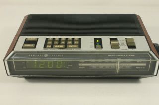 Ge 7 - 4800a,  Vintage,  Am/fm Radio With Dual Alarm Clock.  (ref C 086)