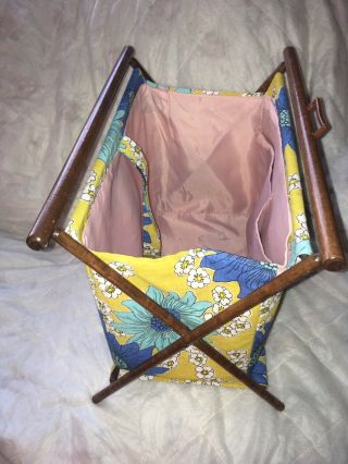Vtg Fabric & Wood Frame Yarn Knitting Basket Bag Folding Sewing Caddy