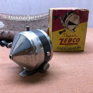Vintage Zebco Model 22 Casting Reel W/ Box Instructions Thumb Roll Drag