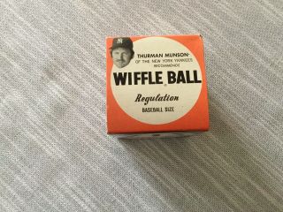 Vintage 1970’s Thurman Munson (hof) York Yankees Wiffle Ball And Box