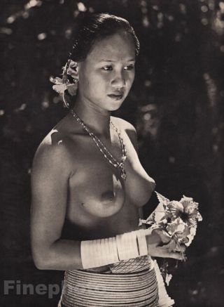 1940 Borneo Female Nude Breasts Hibiscus Flower Sarawak Photo Gravure K.  F.  Wong