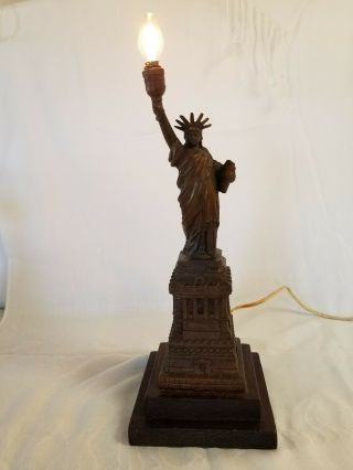 Vintage Statue Of Liberty Lamp