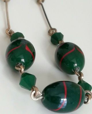 Pretty Vintage glass bead necklace green with red swirl 2