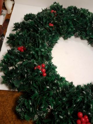 Vintage Plastic Christmas Door Wreath W Holly Decoration 18 