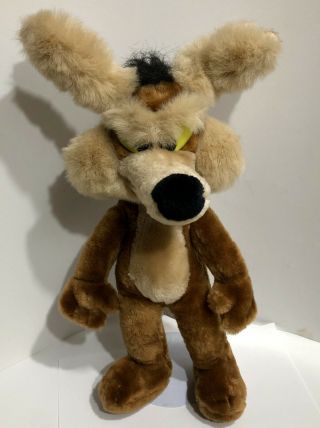 Vintage 1989 18” Tall Plush Stuffed Wile.  E.  Coyote Warner Brothers