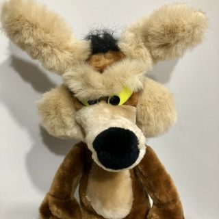 Vintage 1989 18” Tall Plush Stuffed WILE.  E.  COYOTE Warner Brothers 2