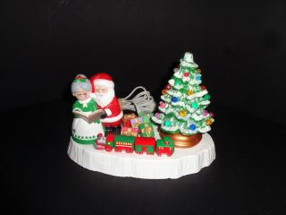 Vintage Handpainted Ceramic Santa & Mrs Claus Christmas Tree Train Presents Ligh