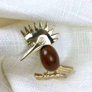Vtg Signed Trifari Womens Woodpecker Bird Brooch Pin Gold Tone Brown Lucite