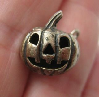 Vtg Beau Sterling Carved Halloween Pumpkin.  Silver Charm Jack 