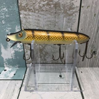 Vintage Heddon Vamp Wood Fishing Lure Scale Pattern Glass Eyes 4.  5”
