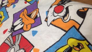 Vintage Warner Bros Looney Tunes Smiling Faces Blanket 85 " X 60 "