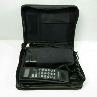 Vintage Motorola Cellular Mobile Phone Cell Brick Scn2449a W/car Adapter