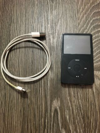 Vintage Apple Ipod Classic 5th Generation Black (30gb) Loaded W/ Music