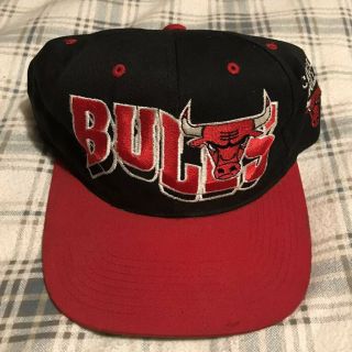 Vintage 1990’s Chicago Bulls Nba Basketball Wave Spellout Snapback Hat