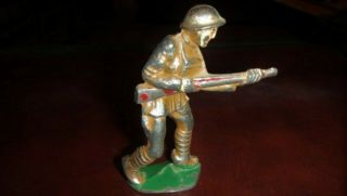 Vintage Barclay Manoil Lead Soldier Toy Charging With Rifle No 37