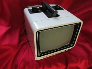 Vintage Rca Victor 9 " Black & White Tv Television Portable Cond