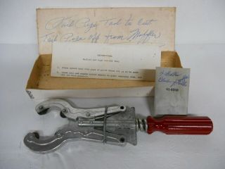 Lisle Exhaust Pipe Cutting Tool,  Extra Cutting Wheels,  Boxed,  Vintage