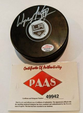 Nhl Wayne Gretzky Los Angeles Kings Signed / Autographed Puck -