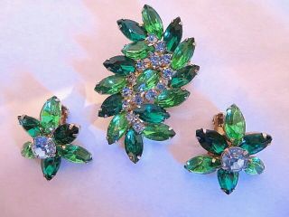 Stunning Vintage Signed Coro Green,  Borealis Rhinestone Pin & Earring Set